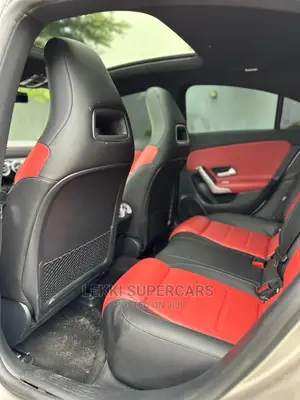 🚙 2020 Mercedes-Benz GLE-Class SUV | Available in Lekki - Low Mileage, Spacious & Reliable - Image 4