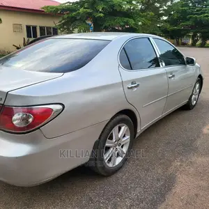 🚗 2003 Lexus Sedan | Available in Delta - Well-Maintained & Spacious - Image 5