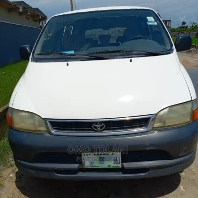 🚐 2007 Toyota HiAce Family Van | Spacious & Reliable in Ajah - Well-Maintained
