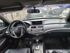 🚗 2011 Honda Accord Reliable Sedan | Available in Agege - Spacious & Well-Maintained - Image 4