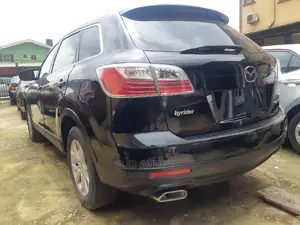 🚗 2011 Mazda CX-9 Family SUV | Available in Agege - Low Mileage & Fully Loaded - Image 5