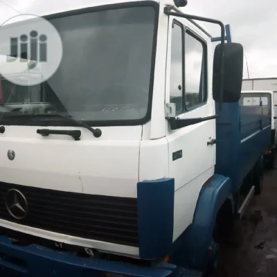 🚚 Mercedes-Benz Heavy-Duty Truck | Available in Lagos - Low Mileage & Reliable