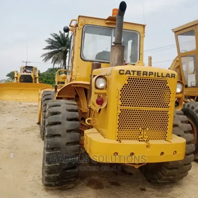 🚜 Caterpillar Heavy-Duty Payloader | Available in Lagos - Excellent Condition, Low Hours
