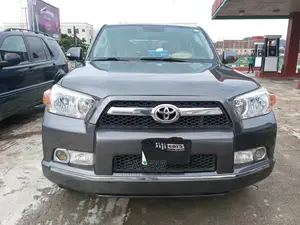 🚙 2011 Toyota 4Runner Reliable SUV | Available in Lagos - Low Mileage & Spacious - Image 3