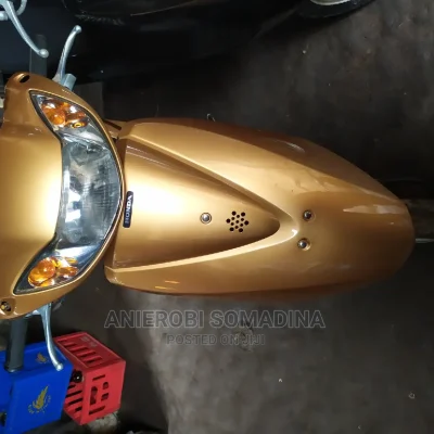 2022 Honda Dio Gold Scooter for Sale in Lagos - Low Mileage & Stylish
