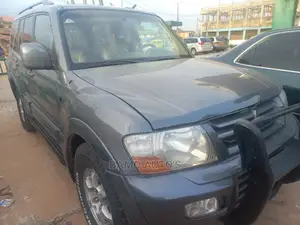 🚙 2001 Mitsubishi Pajero Evolution | Available in Ojodu - Well-Maintained SUV with Low Mileage
