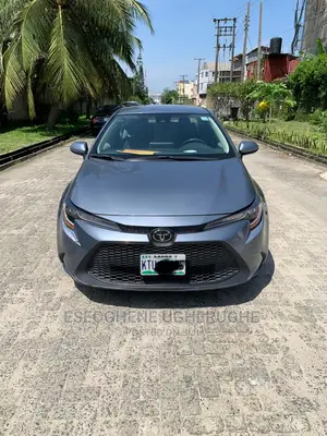 🚗 2020 Toyota Corolla Compact Sedan | Available in Lagos - Low Mileage & Stylish