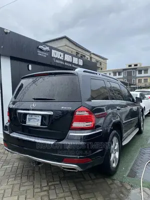 🚙 2012 Mercedes-Benz GL-Class GL 450 | Luxurious SUV in Lekki - Well-Maintained & Spacious - Image 4