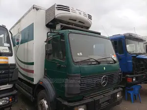 🚛 Mercedes-Benz 1824 Heavy-Duty Truck | Available in Lagos - Well-Maintained & Spacious - Image 6