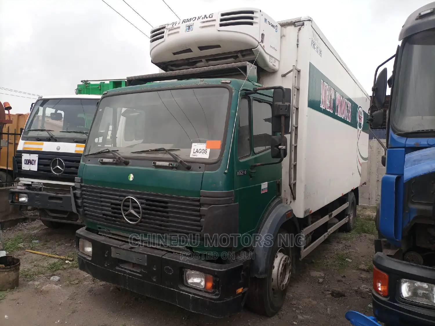 🚛 Mercedes-Benz 1824 Heavy-Duty Truck | Available in Lagos - Well-Maintained & Spacious