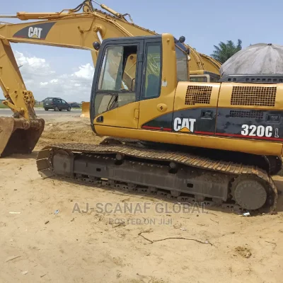 🚜 Caterpillar 320C Excavator for Sale | Well-Maintained in Lagos - Low Hours & Strong Engine