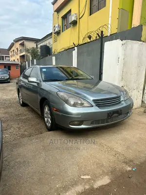 🚗 2004 Lexus ES 300 Sedan | Available in Ikeja - Low Mileage & Well-Maintained - Image 3