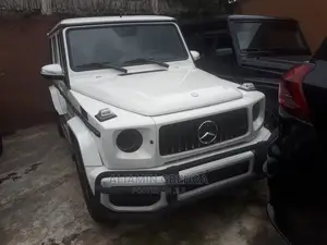 🚙 2013 Mercedes-Benz G-Class Luxury SUV | Available in Surulere - Low Mileage & Powerful V8
