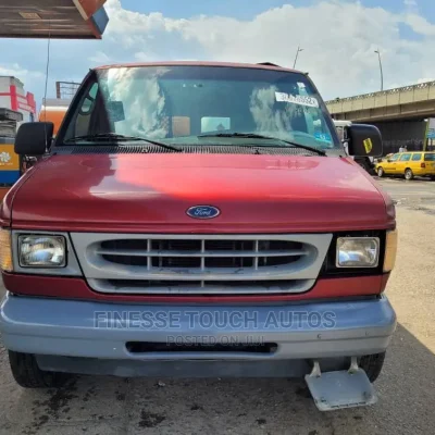 🚐 2005 Ford E250 Van for Sale | Spacious Family Vehicle in Abule Egba