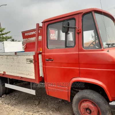 🚚 Mercedes-Benz Actros Diesel Truck | Available in Lagos - Reliable Workhorse