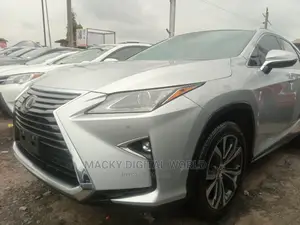 🚙 2016 Lexus RX 350 All-Wheel Drive | Available in Apapa - Spacious & Well-Maintained - Image 5