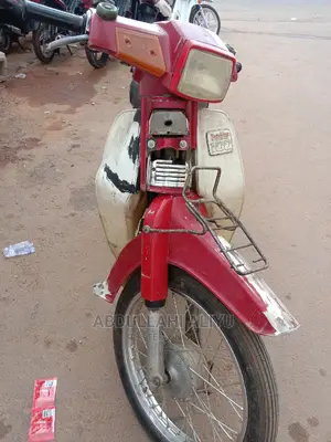 🚲 1982 Suzuki Vintage Motorcycle | Available in Kaduna - Low Mileage & Fun Ride - Image 3
