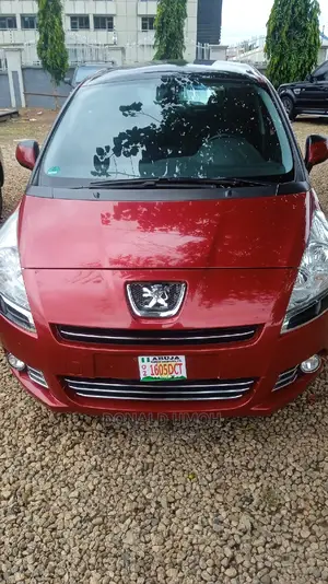 🚙 2011 Peugeot 5008 Family SUV | Available in Gwarinpa - Spacious & Reliable
