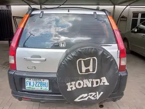 🚙 2003 Honda CR-V Spacious SUV | Available in Lagos - Well-Maintained & Reliable