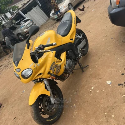 🏍️ 2014 Triumph Motorcycle | Available in Lagos - Low Mileage, Smooth Ride