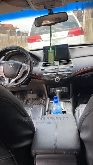 🚗 2010 Honda Accord Crosstour EX-L AWD | Spacious Family Vehicle in Osogbo - Low Mileage & Well-Maintained - Image 3