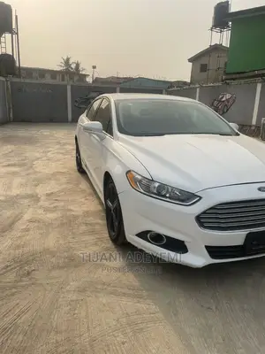 🚗 2017 Ford Fusion SE AWD | Available in Lagos - Low Mileage & Well-Maintained - Image 5