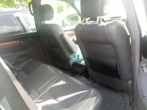 🚙 2004 Lexus GX 470 SUV | All-Terrain Performance in Surulere - Well-Maintained & Ready - Image 3