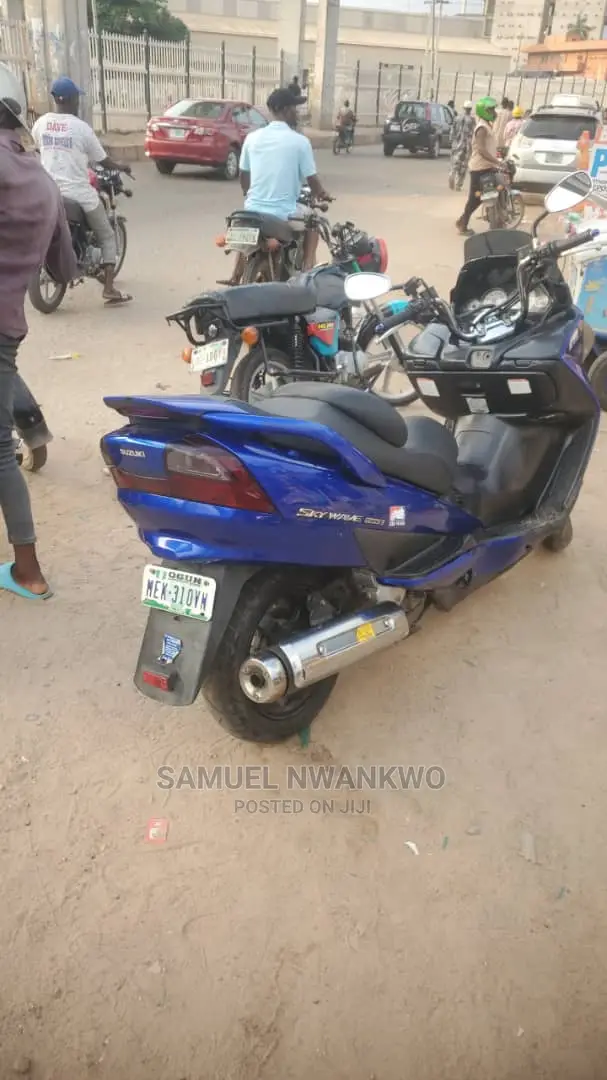 🚲 2014 Suzuki Burgman Scooter | Available in Lagos - Low Mileage & Comfortable