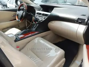 🚙 2011 Lexus RX 350 Gray SUV | Available in Amuwo-Odofin - Low Mileage & Well-Maintained - Image 4