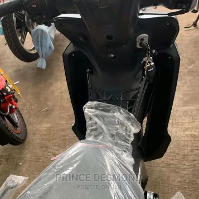 🏍️ 2022 Honda Super Hawk Sportbike | Available in Lagos - Low Mileage & Fun
