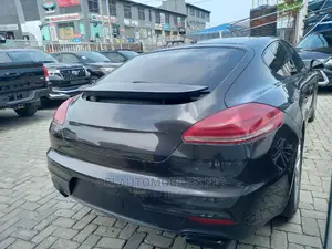 🚗 2016 Porsche Panamera Luxury Sedan | Test Drive in Lekki - Low Mileage & Well-Maintained - Image 4