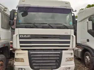 🚛 DAF XF95 Heavy-Duty Truck | Available in Lagos - Reliable & Spacious - Image 3