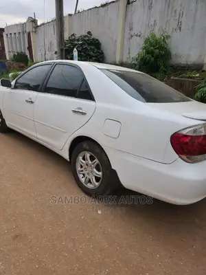 🚗 2006 Toyota Camry Reliable Sedan | Available in Ikorodu - Low Mileage & Well Maintained - Image 4