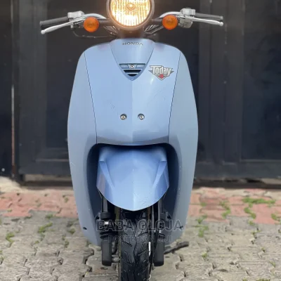 2015 Honda Today Blue - Excellent Condition, Low Mileage Option