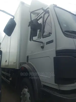🚚 Mercedes Benz 1820 Cover Body | Available in Lagos - Reliable Diesel Truck - Image 4