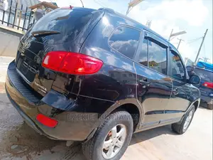 🚙 2009 Hyundai Santa Fe 2.7 V6 SUV | Available in Lagos - Spacious & Well-Maintained - Image 4