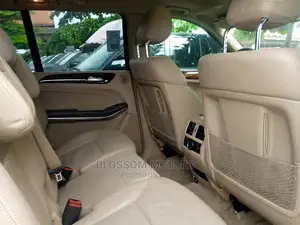 🚙 2015 Mercedes-Benz GL-Class SUV | Available in Lagos - Low Mileage & Well-Maintained - Image 5