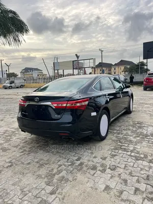🚗 2013 Toyota Avalon Elegant Sedan | Available in Ajah - Low Mileage & Well-Maintained - Image 3