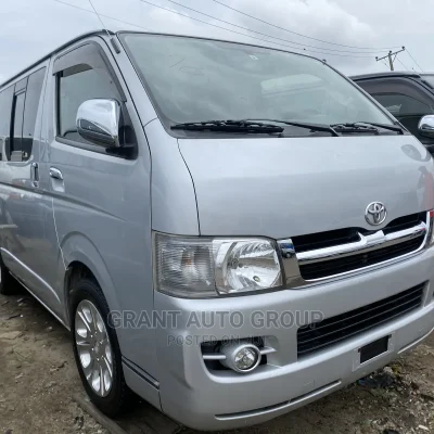 🚐 2013 Toyota HiAce Dependable Van | Available in Lagos - Low Mileage & Well-Maintained