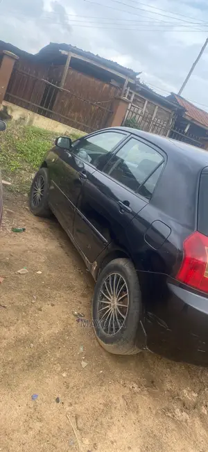 ๐ 2004 Toyota Corolla Sedan | Available in Lagos - Fuel Efficient & Spacious - Image 4