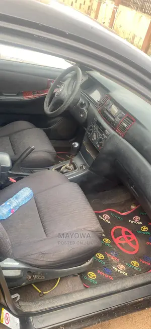 ๐ 2004 Toyota Corolla Sedan | Available in Lagos - Fuel Efficient & Spacious - Image 3