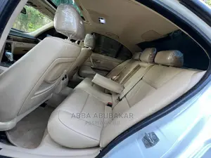 🚗 2010 BMW 3 Series Sedan | Available in Lagos - Low Mileage & Well-Maintained - Image 4