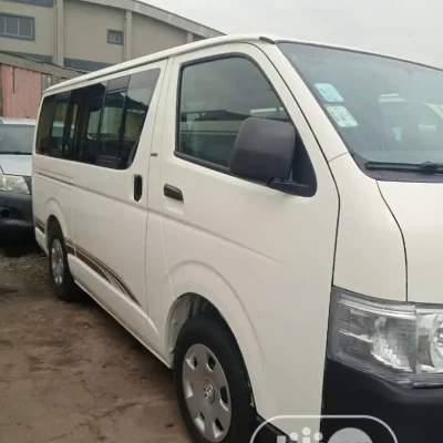 🚐 2010 Toyota HiAce Family Van | Available in Lagos - Low Mileage & Spacious