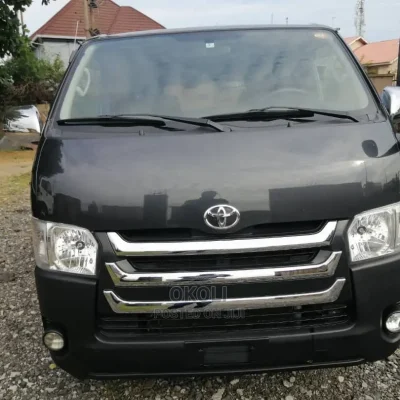 🚐 2015 Toyota HiAce Family Van | Available in Lagos - Spacious & Well-Maintained