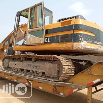 🚜 Caterpillar Durable Excavator | Available in Ibeju - Well-Maintained & Powerful