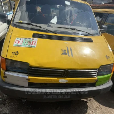 🚐 2003 Volkswagen Transporter | Spacious Family Van in Abule Egba - Well-Maintained & Reliable