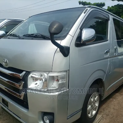 🚐 2010 Toyota HiAce for Sale | Spacious Family Van in Apapa - Low Mileage & Reliable