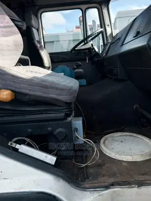 🚚 Man Diesel Truck Tanker | Available in Lagos - 2004 Model with Low Fuel Consumption - Image 4