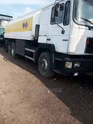 🚚 Man Diesel Truck Tanker | Available in Lagos - 2004 Model with Low Fuel Consumption - Image 6