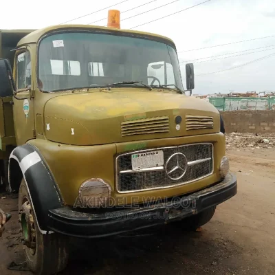 🚚 Mercedes-Benz Tipper 1113 | Reliable Truck in Kaduna - Spacious & Efficient
